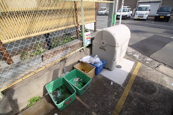 コーポ白百合の物件内観写真